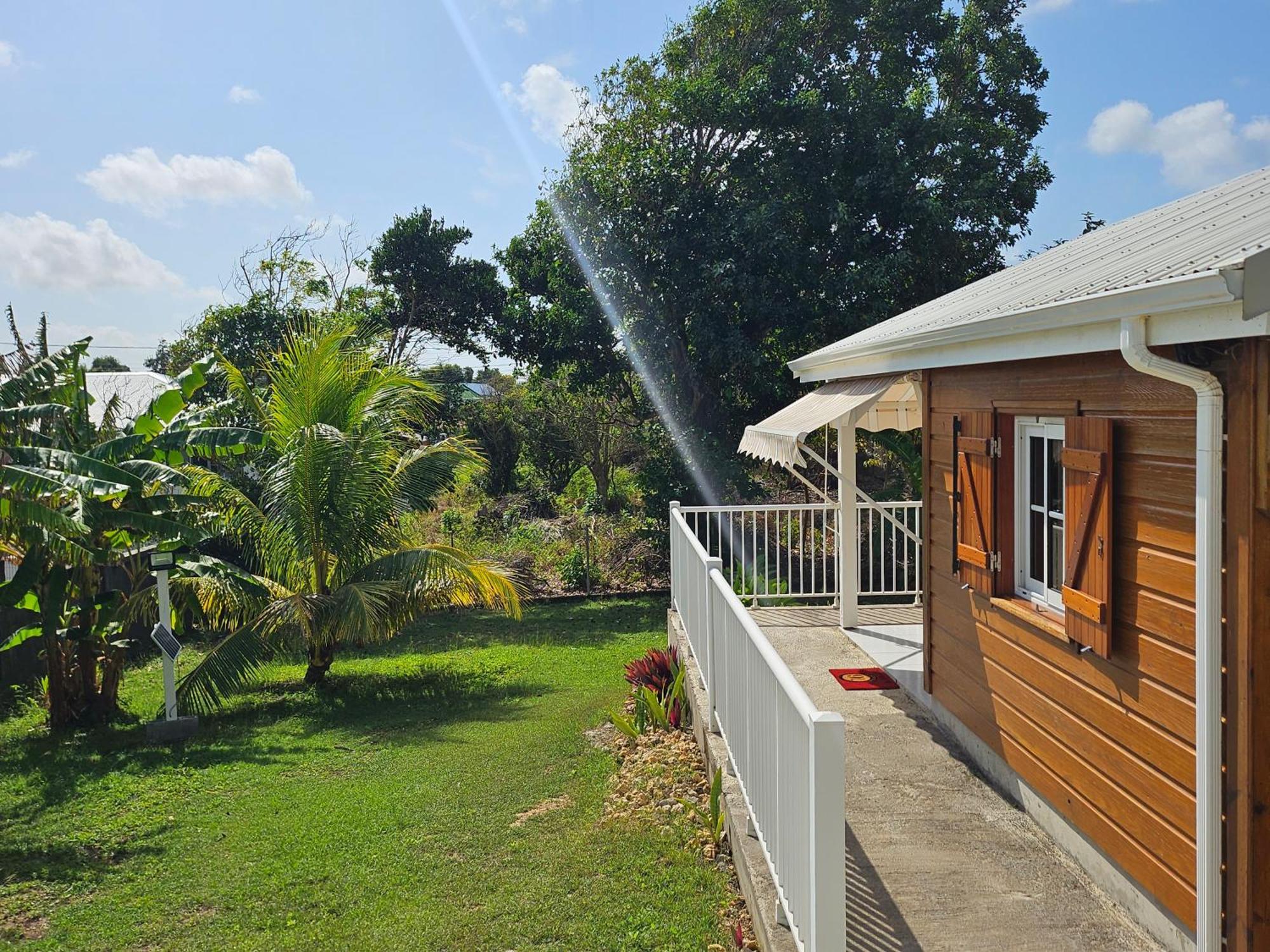 Bungalow Bo Sicrie Le Moule Exterior photo